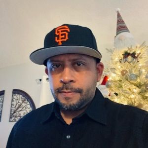 Meet your Posher, Eduardo